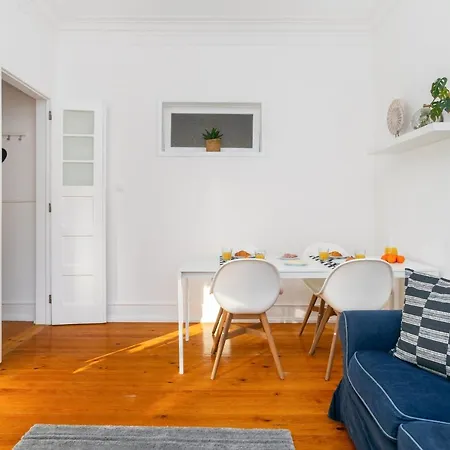 Whome Hideaway Family #3 アパート *